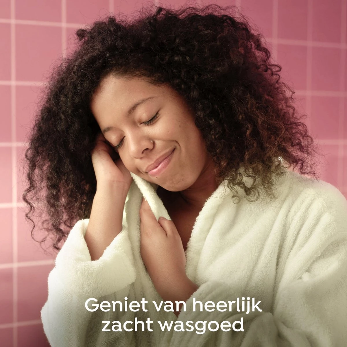 Robijn Collections Rosé Chique Wasverzachter - 4 X 750 Ml - Voordeelverpakking 6 Robijn Collections Rosé Chique Wasverzachter - 4 X 750 Ml - Voordeelverpakking - Afbeelding 6