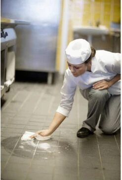 Poetsrol Tork M2 121206 2-laags - 20cm X 160m - 6 Rollen 16 Poetsrol Tork M2 121206 2-laags - 20cm X 160m - 6 Rollen -Dagelijkse Producten Winkel 812x1200 1